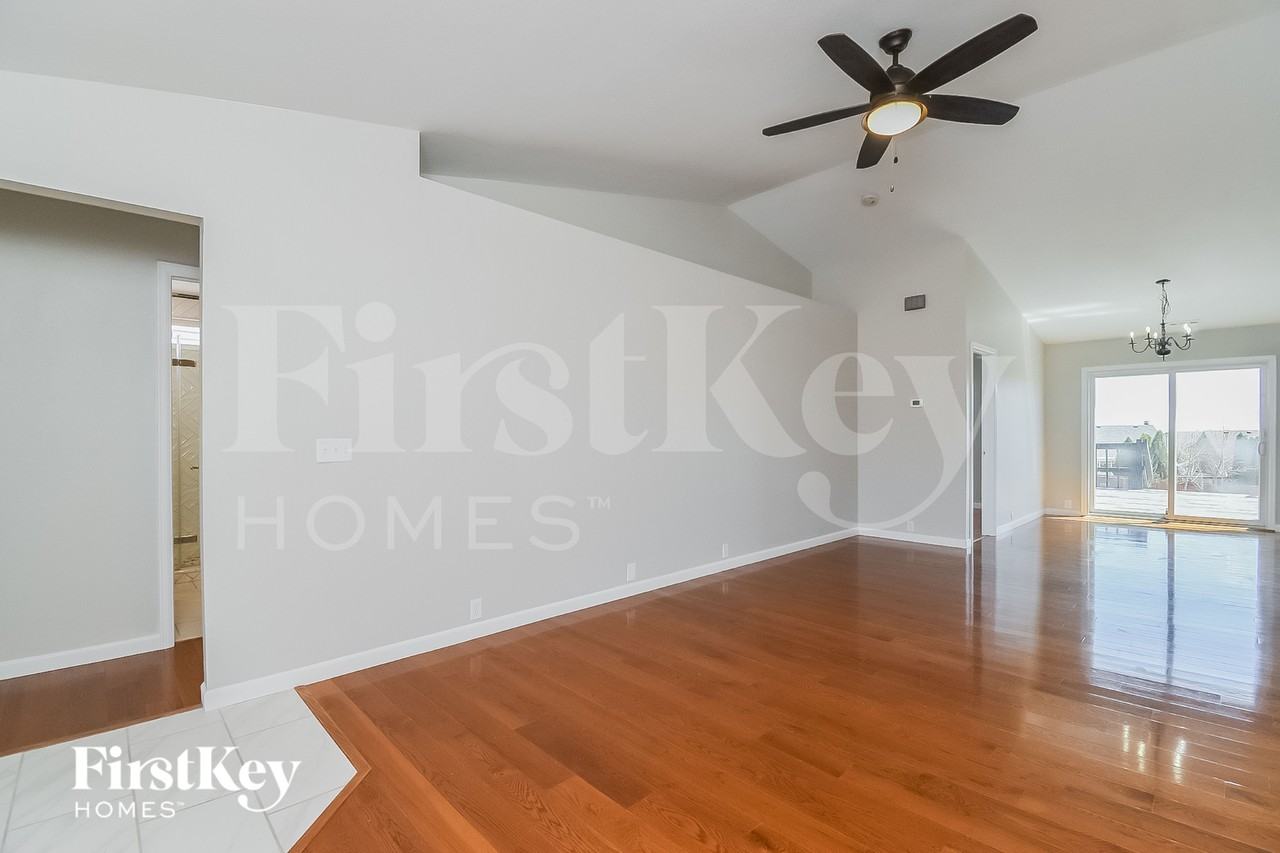 5918 Vallecito Dr - Photo 2 of 15