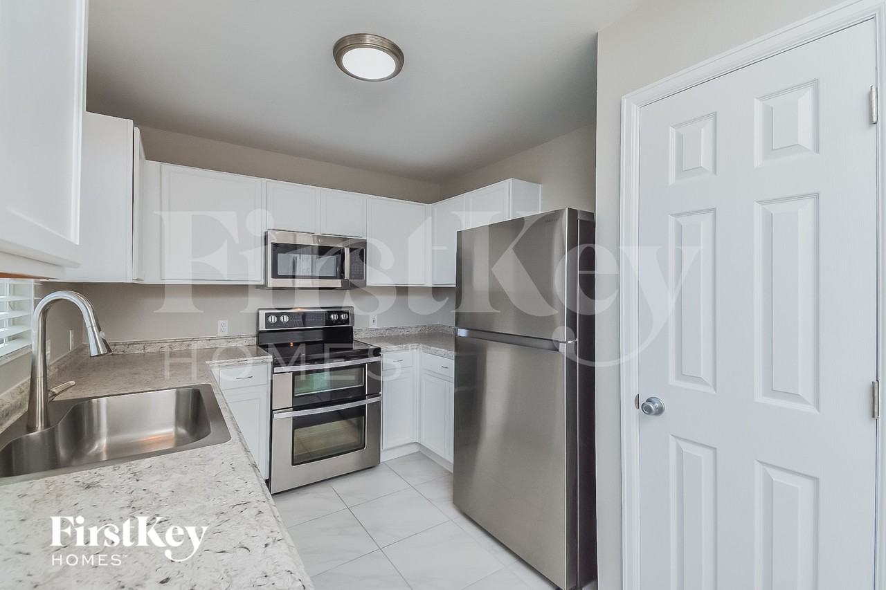 5918 Vallecito Dr - Photo 6 of 15