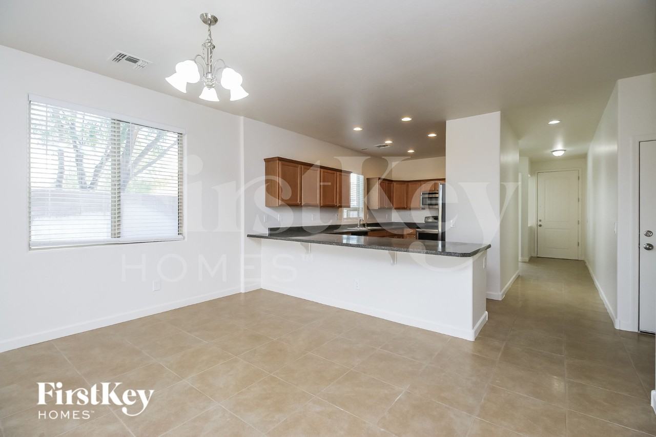 5044 E Iolite St - Photo 6 of 18