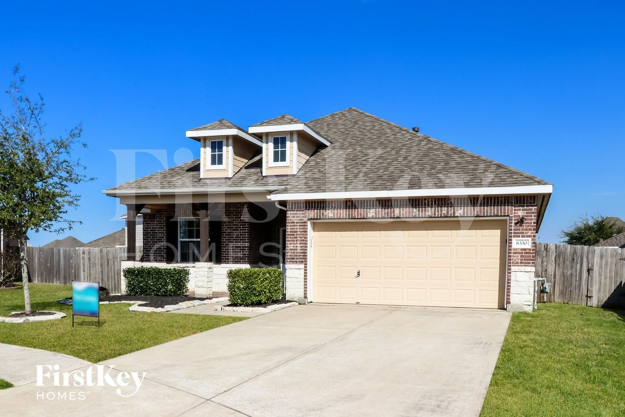 8330 Hampton Bay Dr - Photo 2 of 16