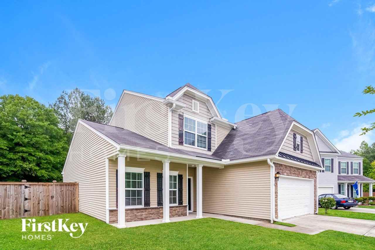918 Laurel Oak Ln - Photo 2 of 16