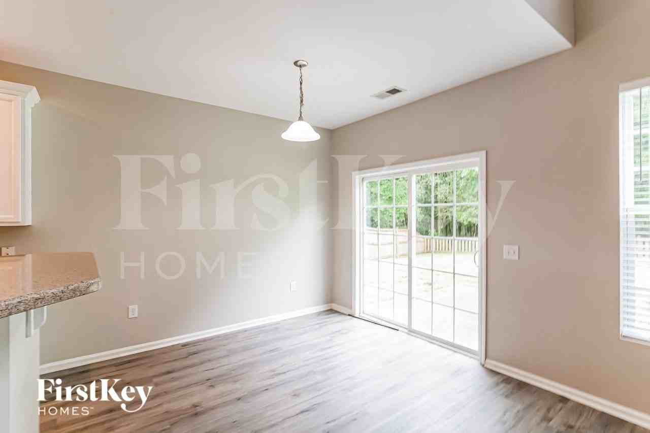 918 Laurel Oak Ln - Photo 6 of 16