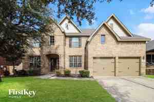 featured image of 12832 Travers Trl