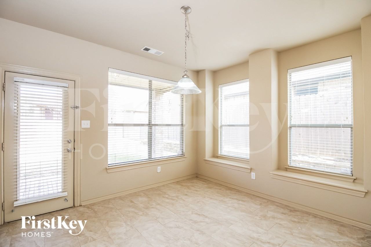 12832 Travers Trl - Photo 7 of 16