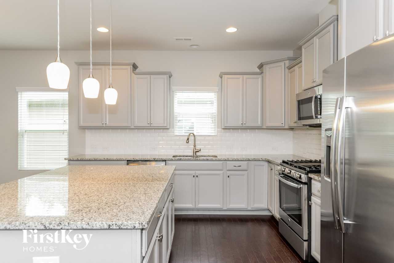6014 Eleanor Rigby Rd - Photo 6 of 15