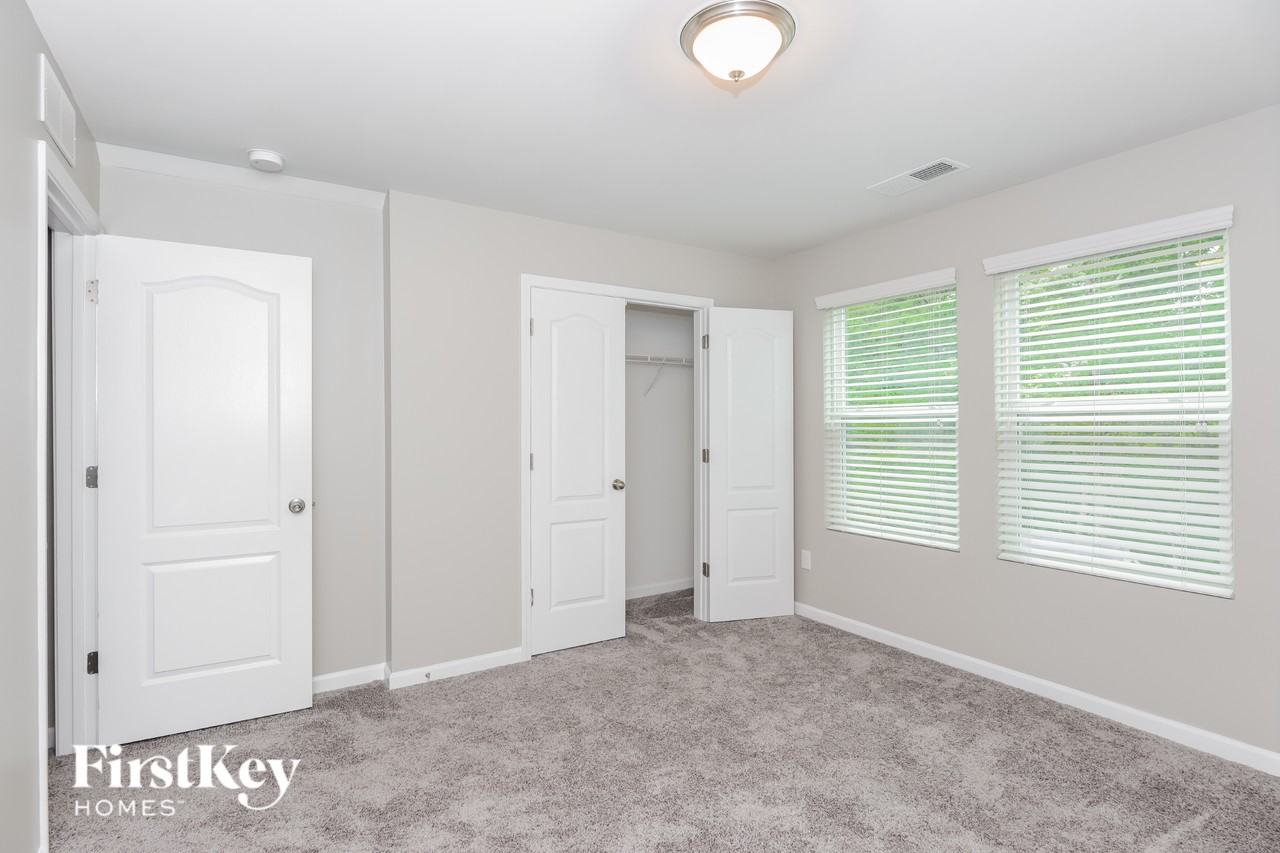 6014 Eleanor Rigby Rd - Photo 7 of 15