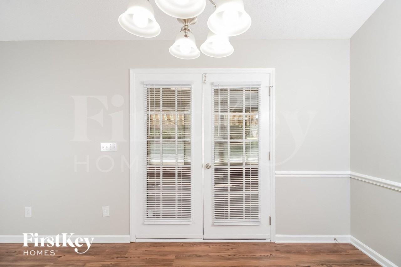 4 Brandywine Cir - Photo 3 of 15