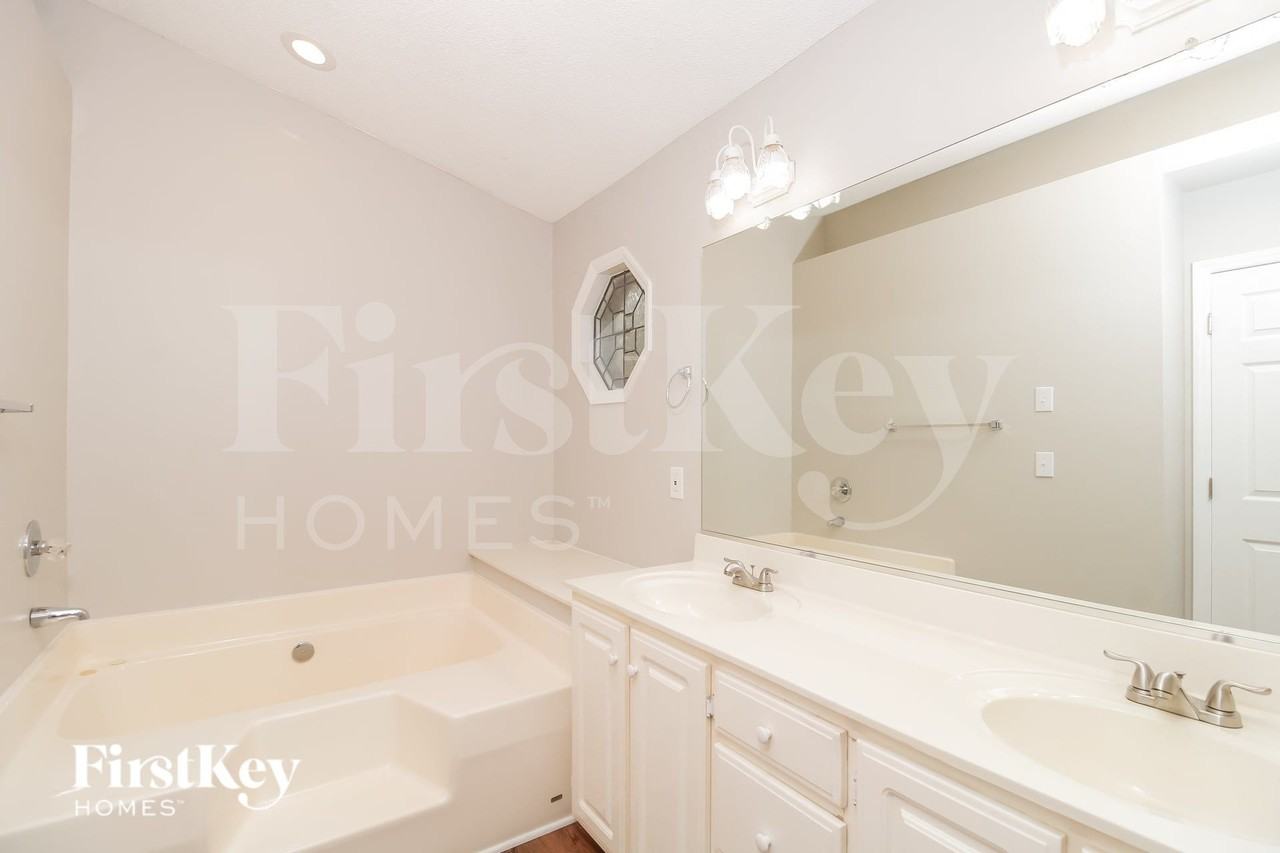 4 Brandywine Cir - Photo 7 of 15