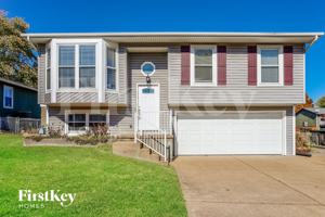 featured image of 3201 Lupine Dr