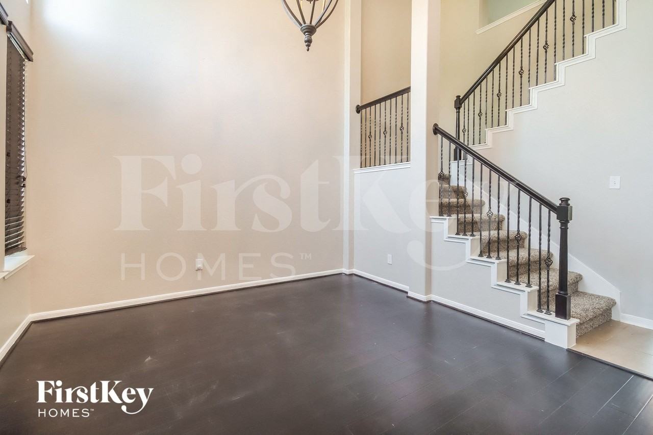 4485 Costa Brava Park - Photo 2 of 15