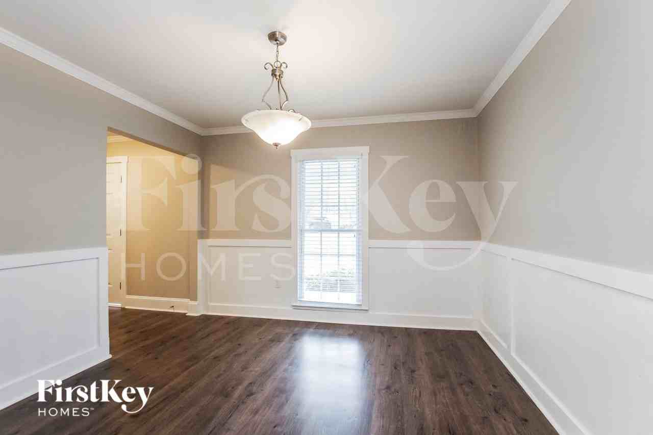 1001 Covewood Ct - Photo 4 of 15