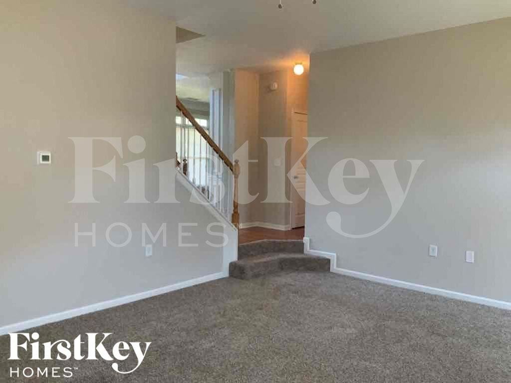 55 Chesapeake Chase - Photo 4 of 30