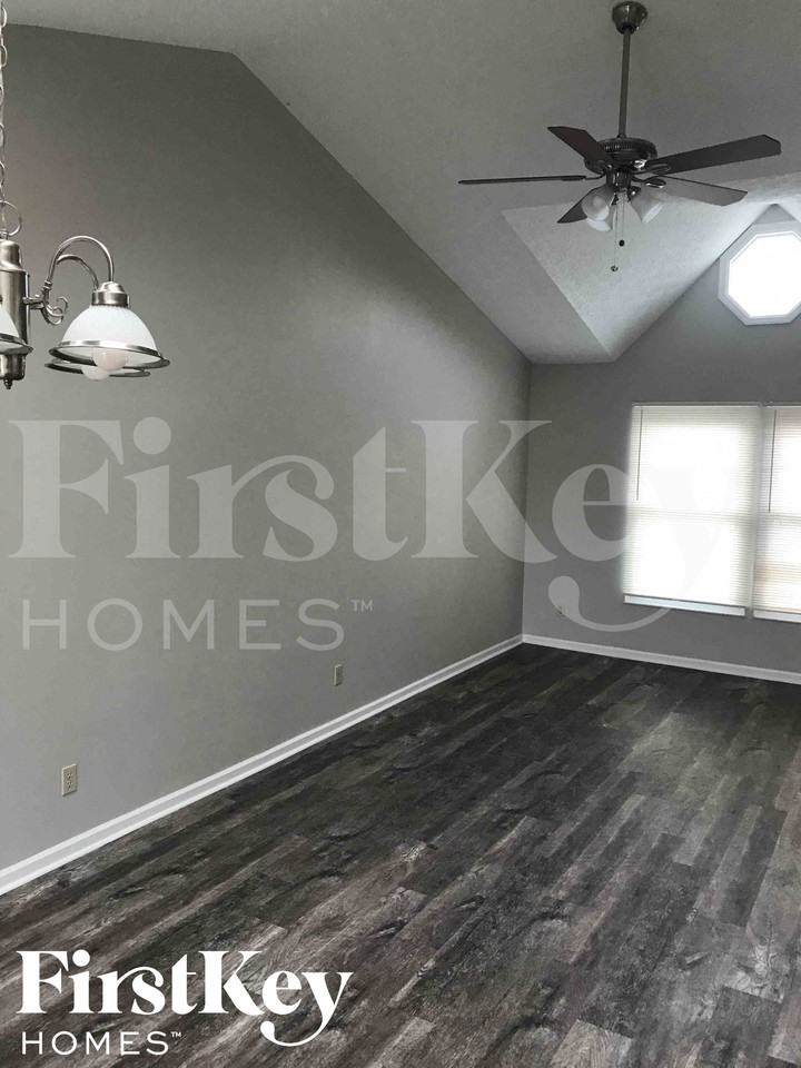 1408 Ginseng Dr - Photo 2 of 19