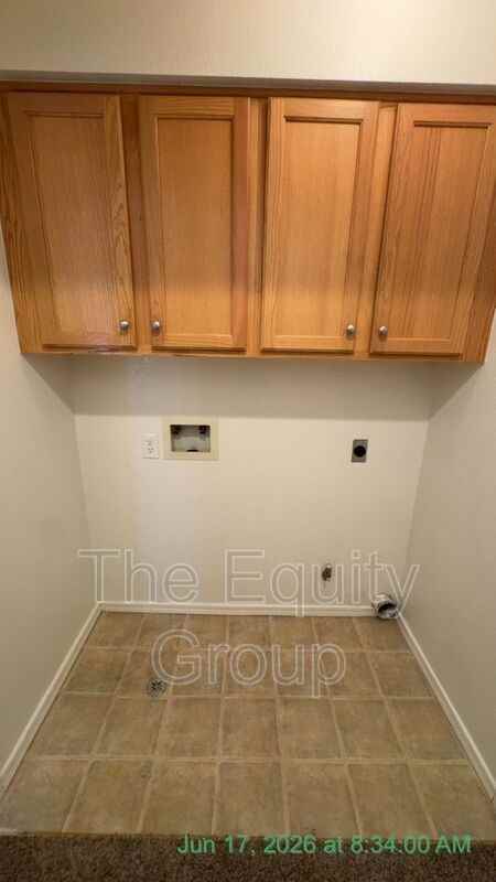 1827 E Cambridge Ct - Photo 7 of 19
