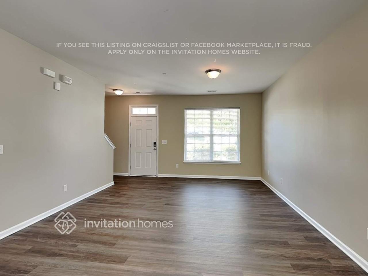 3302 Streamside Dr - Photo 4 of 22
