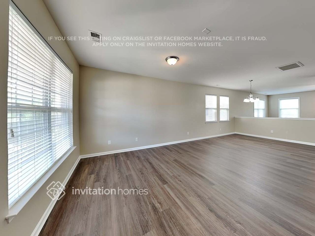3302 Streamside Dr - Photo 5 of 22