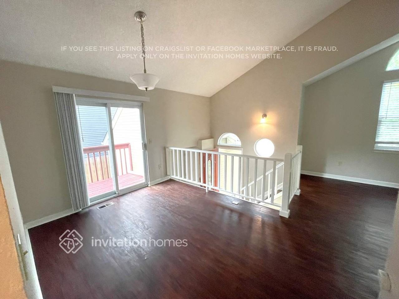 4752 S Yampa St - Photo 4 of 17