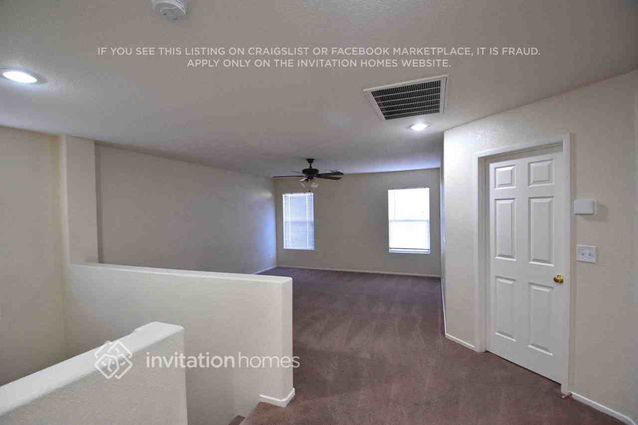 8324 Highland Ranch St - Photo 5 of 13
