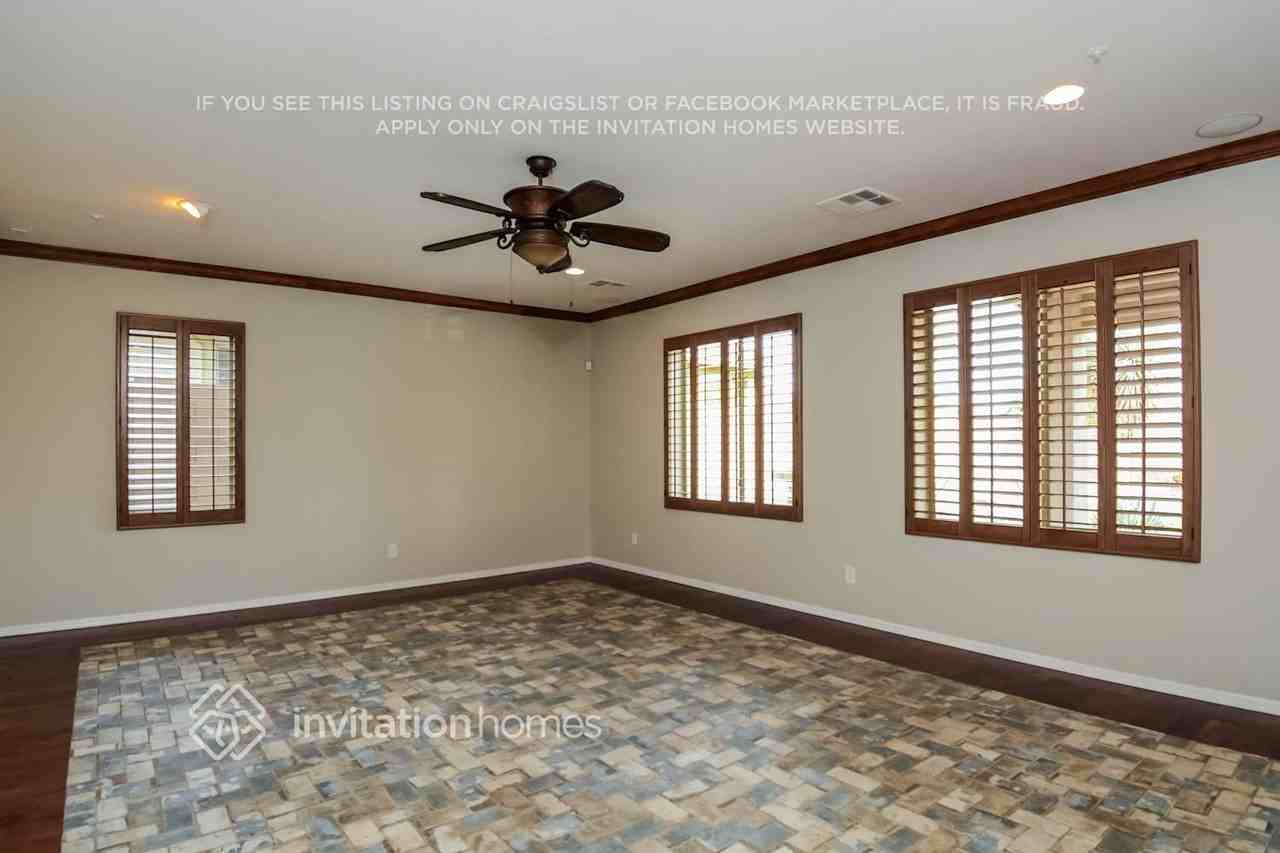 29619 N 126th Ave - Photo 2 of 16