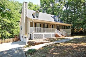 featured image of 2190 Hampton Trl Se