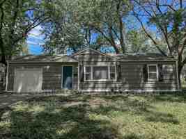 featured image of 8812 E 86th St