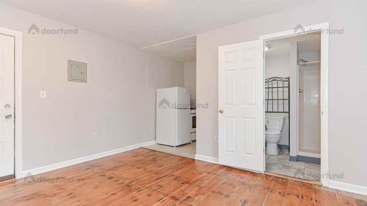 28 Prescott St #6 - Photo 2 of 10