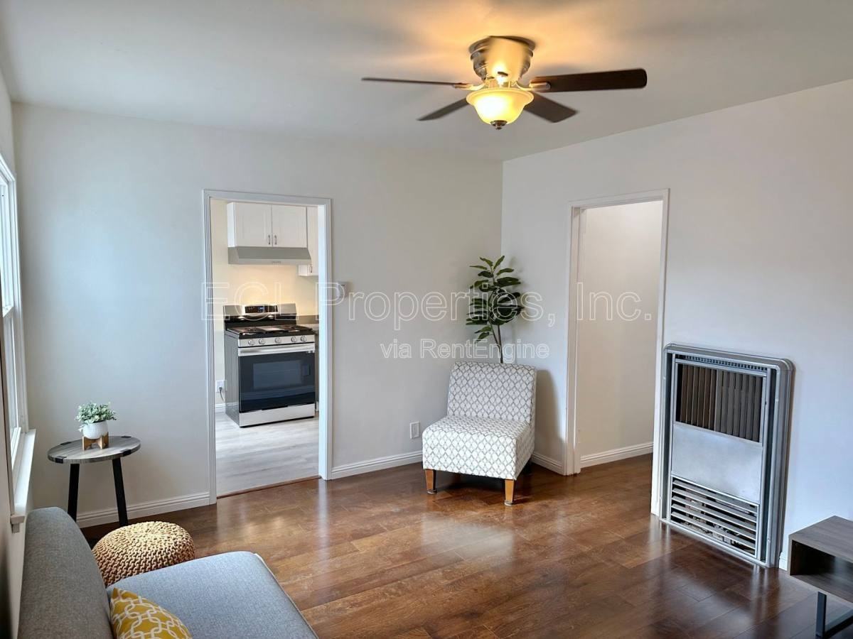 5122 Lemon Grove Ave - Photo 3 of 10