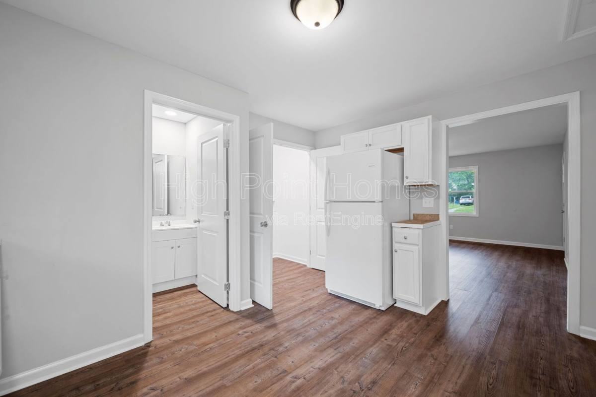 1317 Mayfield Ln #A - Photo 2 of 10