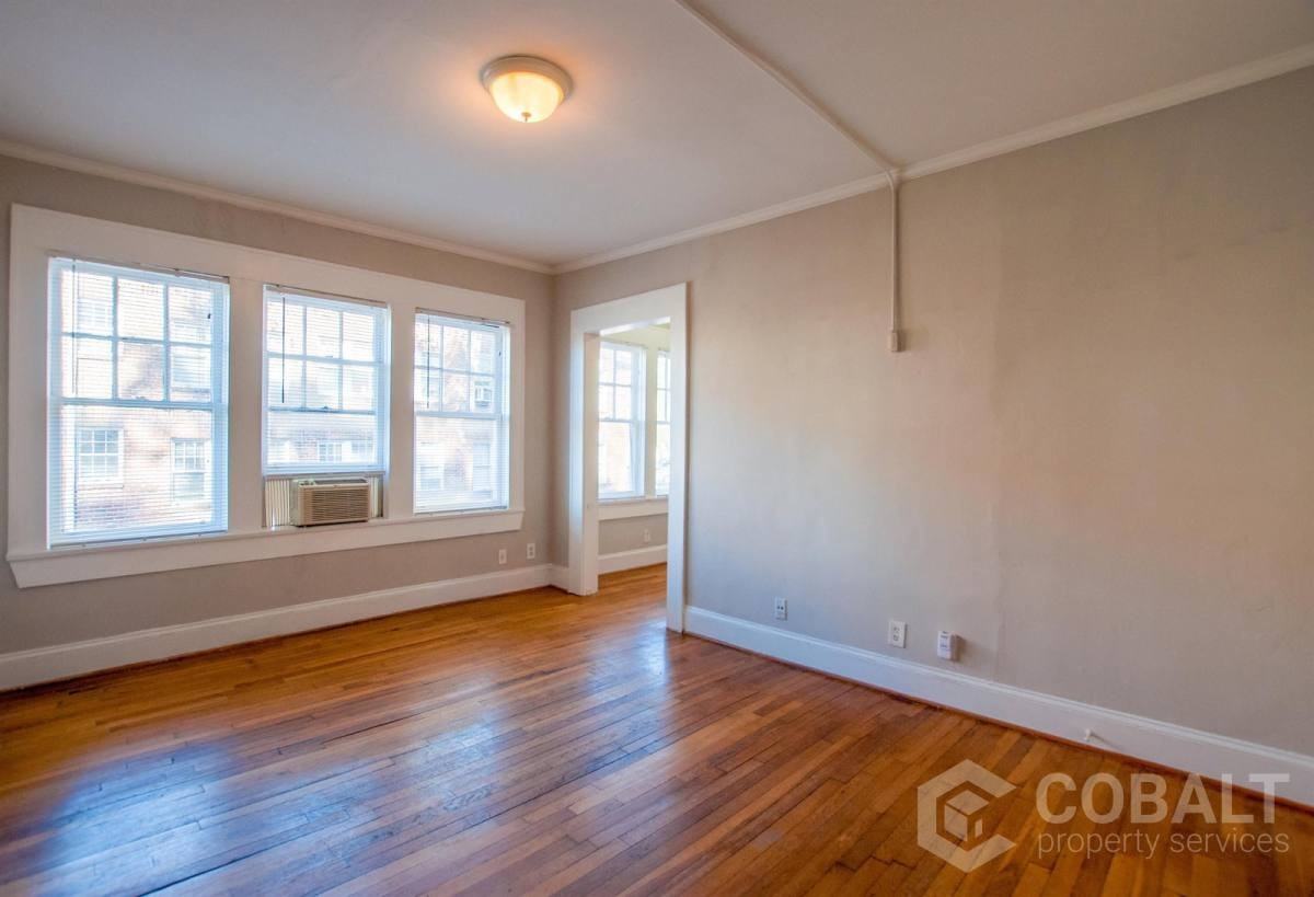 674 Somerset Ter Ne #3 - Photo 2 of 10