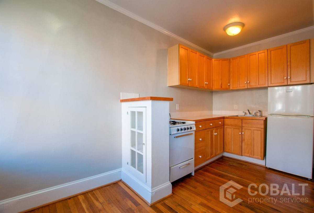 674 Somerset Ter Ne #3 - Photo 5 of 10