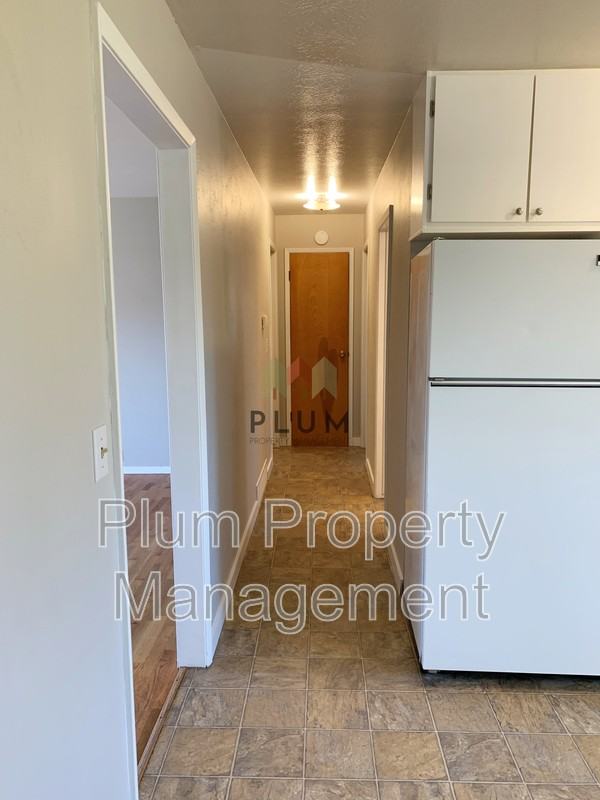 2318 Lease Pending |South 10Th Street West - Photo 6 of 21
