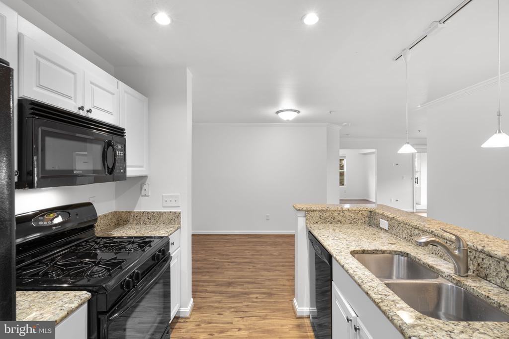 14162 Cuddy Loop ##104 - Photo 7 of 34