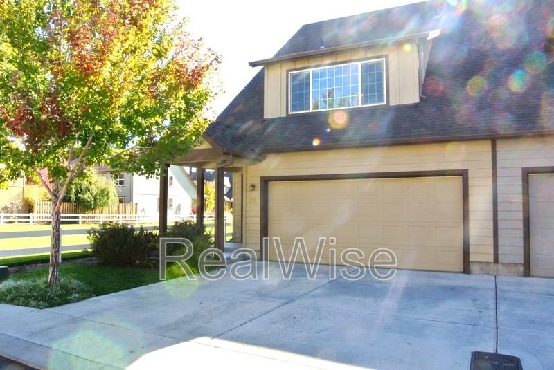 2885 Sw Indian Cir - Photo 3 of 50