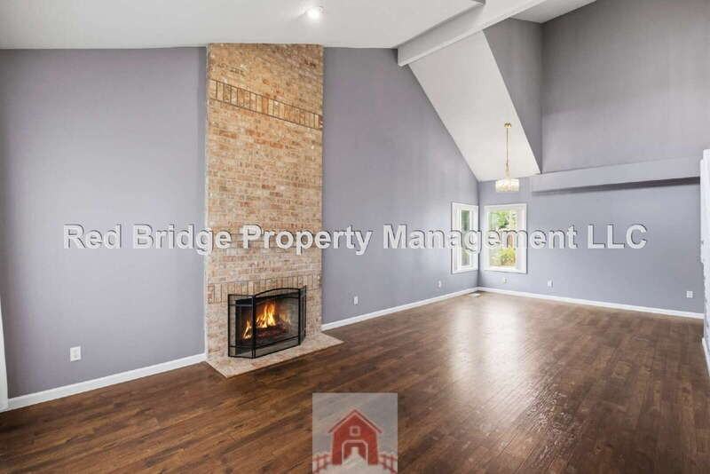 13571 Sw Uplands Dr - Photo 5 of 41
