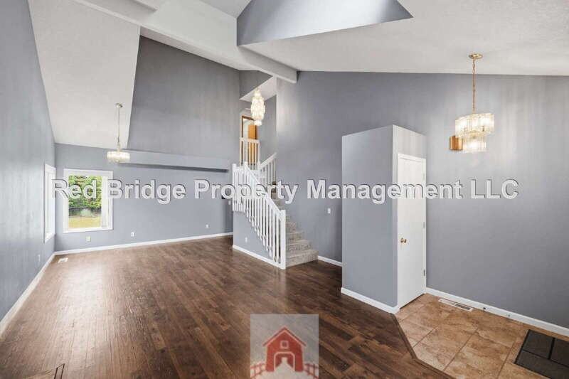 13571 Sw Uplands Dr - Photo 7 of 41