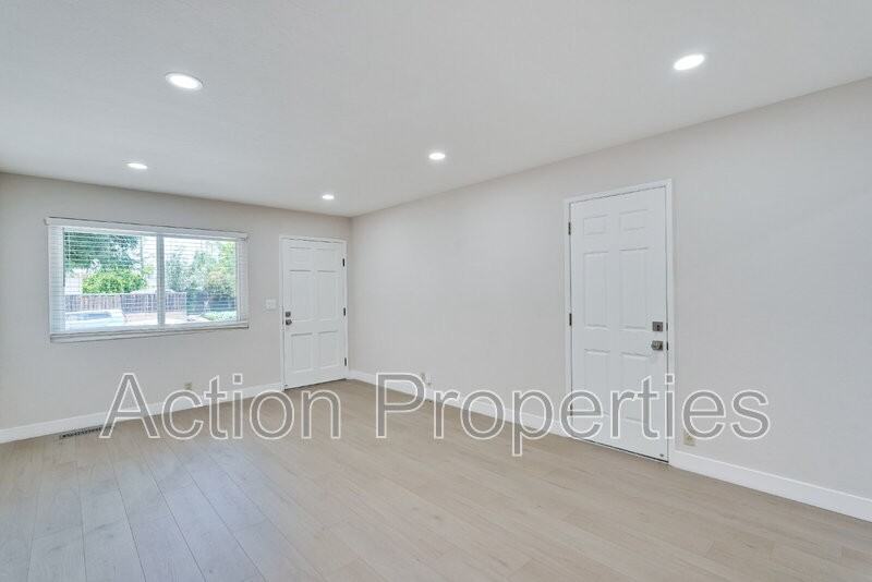 457 Carneros Ave #1 - Photo 3 of 15
