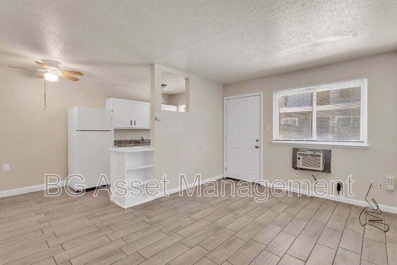 714 Darina Ave #3 - Photo 2 of 17