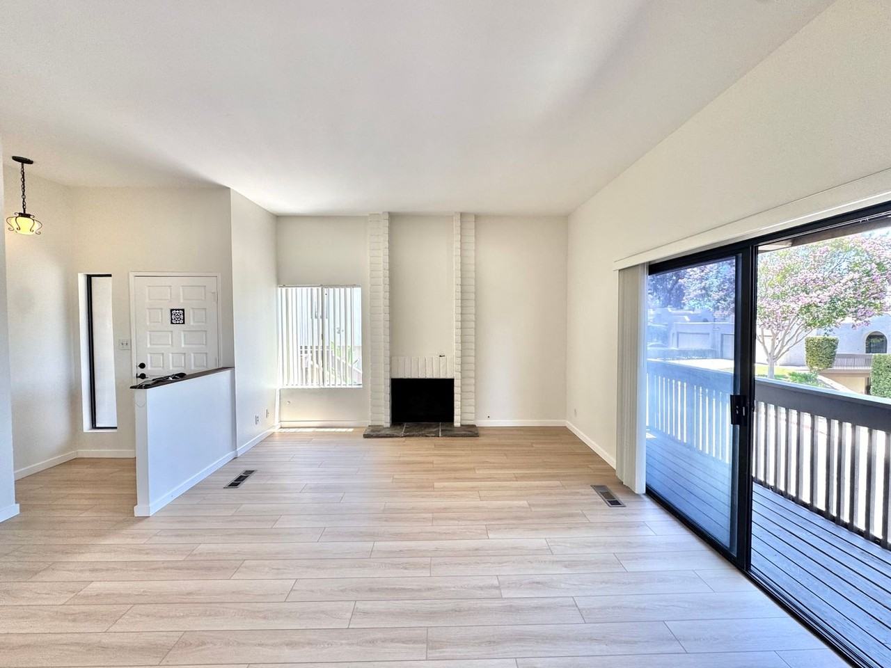6664 Reservoir Ln - Photo 4 of 50