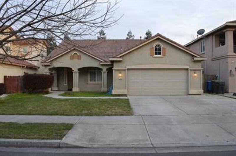 2860 Blue Oak Ct - Photo 4 of 41