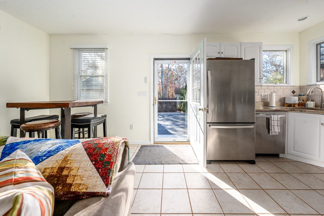 46 Edmar Rd #NA - Photo 7 of 19