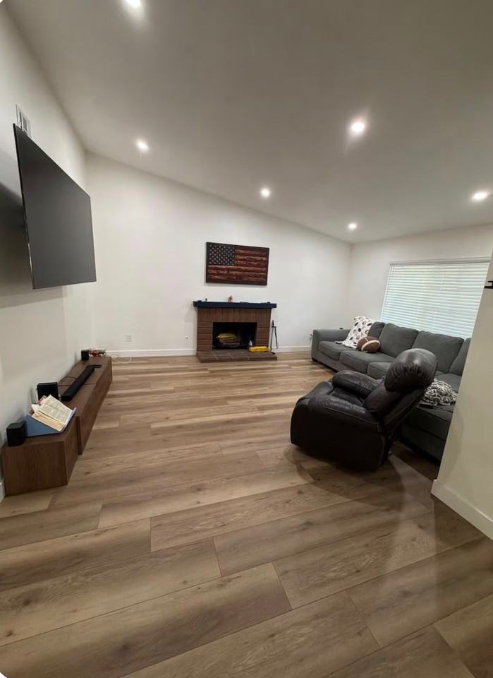 2509 Canterbury Trl #NA - Photo 4 of 19