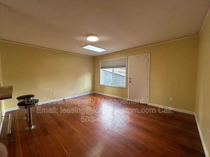 4815 Ne 50th Pl - Photo 4 of 13