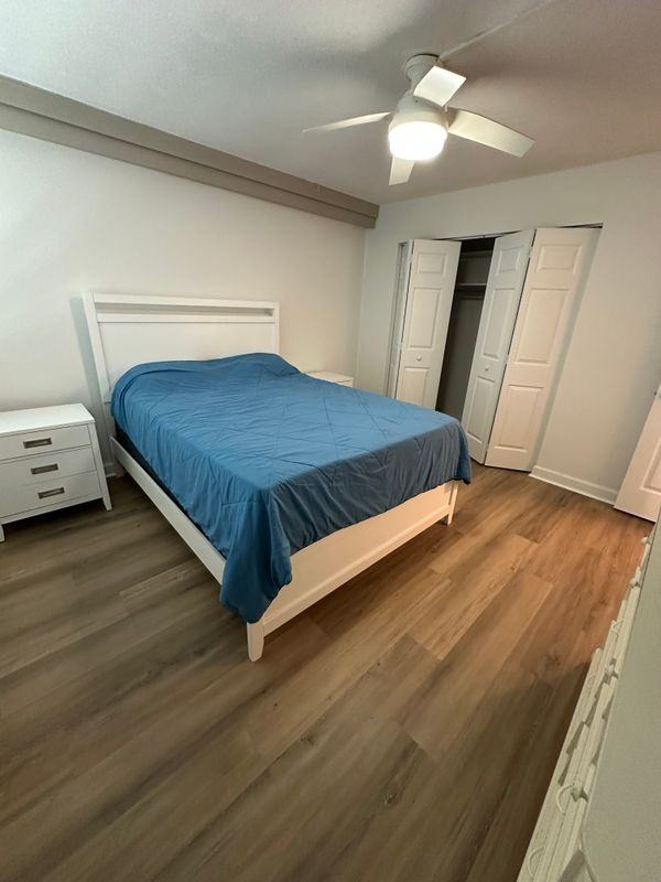 4700 Cove Cir ##107 - Photo 4 of 7
