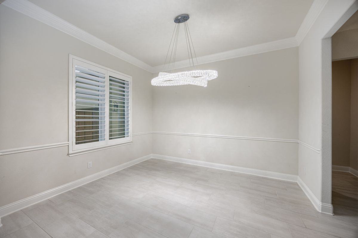 918 Sydney Ln - Photo 5 of 50