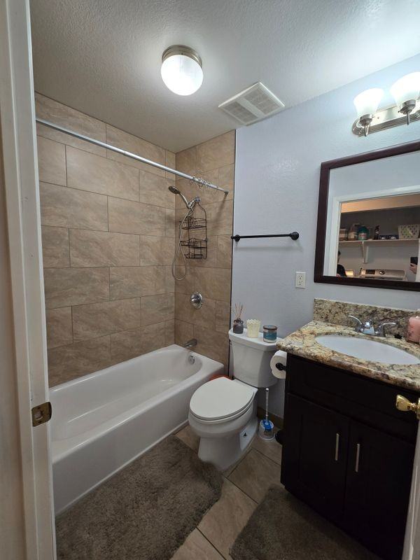 10508 S Freeman Ave ##C - Photo 4 of 13