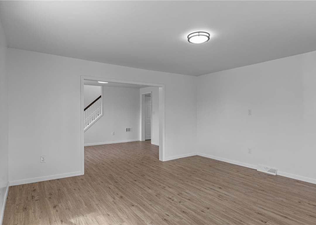 269 Derbytown Rd - Photo 3 of 7
