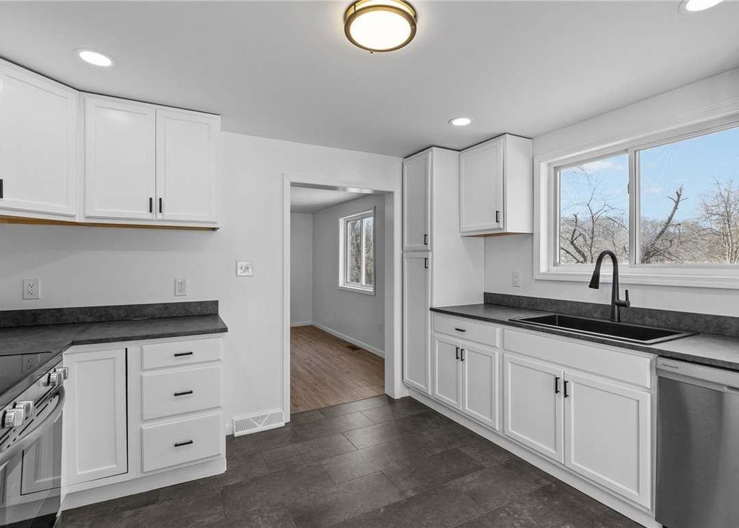 269 Derbytown Rd - Photo 4 of 7