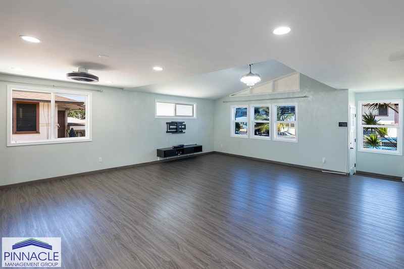 925 Pilialo St - Photo 2 of 15