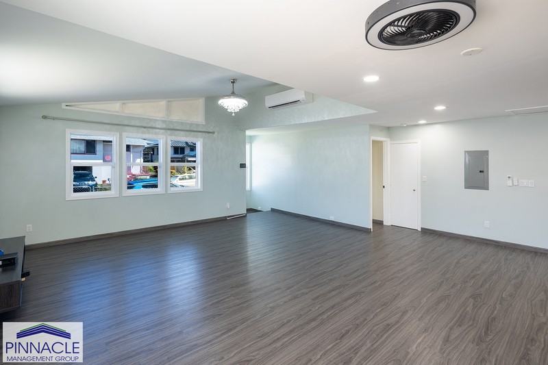 925 Pilialo St - Photo 3 of 15