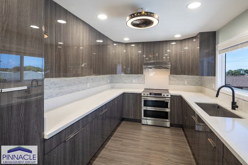925 Pilialo St - Photo 6 of 15